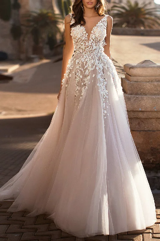 Super Deal tiered dressA line Hall Casual Wedding Dress Neck 3D Lace Appliqued Rustic Bridal Gown QW2263