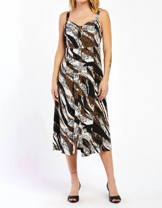 While Supplies Last form-fitting dressSoleta Zebra Midi Dress In Black