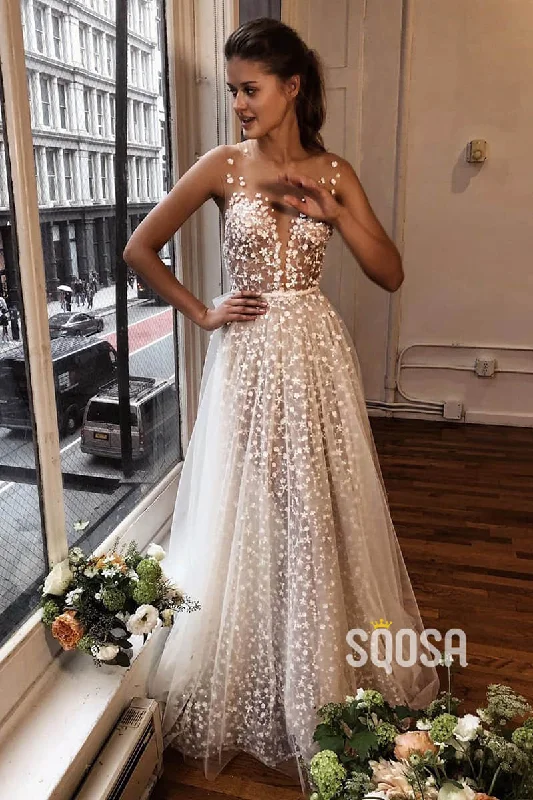 Special Price romantic dressPlunging V-neck Exquisite Lace Bohemian Wedding Dress QW2543