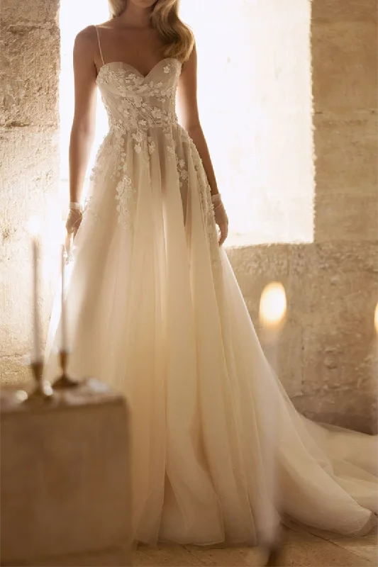 Super Deal casual dressA Line Sweetheart Appliques Rustic Wedding Dress with Court Train Bridal Gown QW2229
