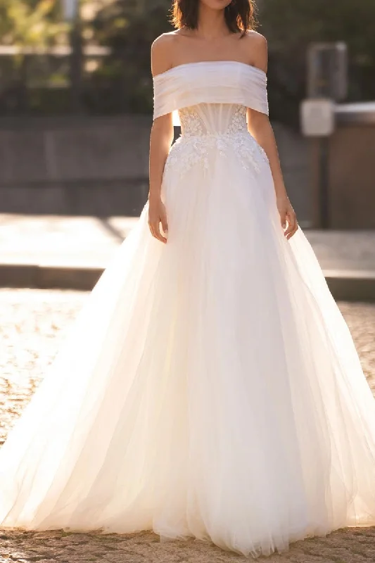 Deal Frenzy form-fitting dressA Line Strapless Lace Appliques Rustic Wedding Dress QW2211