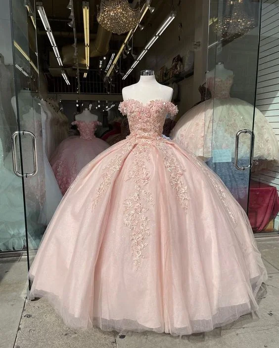 Can't Miss structured dressPink Off Shoulder Lace Appliques Ball Gown Sweet 16 Dress Y2735 Can't Miss structured dressPink Off Shoulder Lace Appliques Ball Gown Sweet 16 Dress Y2735
