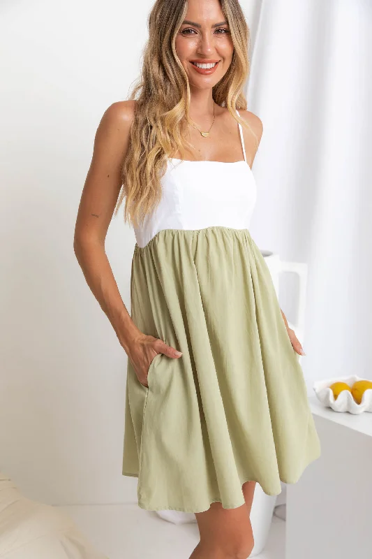 Discount Mania Amelia Scallop Dress - Sage Green