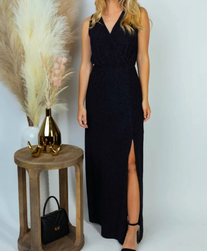 Steals and Deals elegant maxi dressMetallic Long Dress In Black