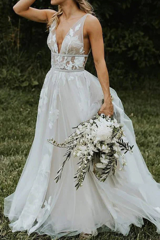 Final Markdown playful dressChic V-Neck Sleeveless A-Line Appliques Summer Wedding Dress