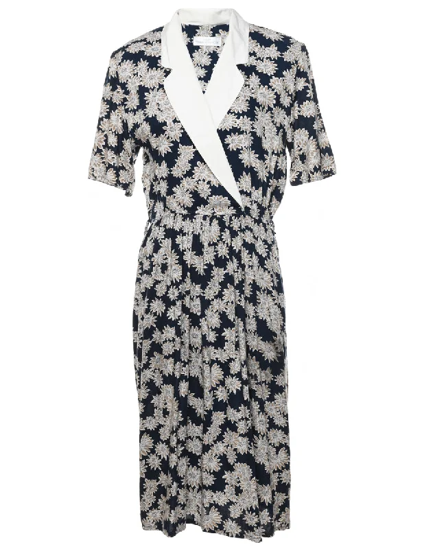 Buy More, Save More oversized coatNavy Floral Print Dress - M
