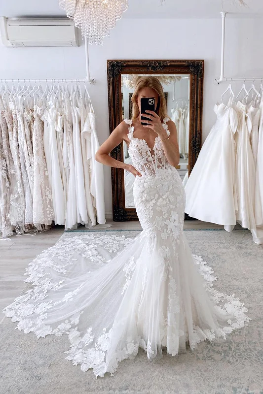 Take Advantage v-neck dressPlunging Illusion V Neck 3D Lace Mermaid Wedding Dress QW2154