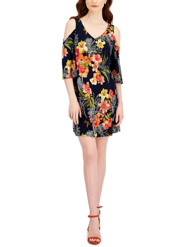 Friends and Family Sale sleeveless dressPetites Womens Floral Mini Fit & Flare Dress