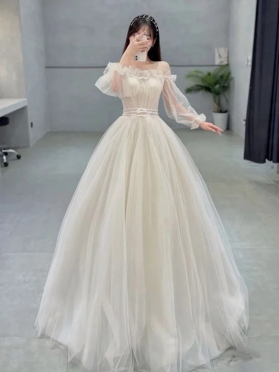 Huge Discounts cocktail party dressA-line Tulle Prom Dress with Long Sleeves Princess Dress  Y3037